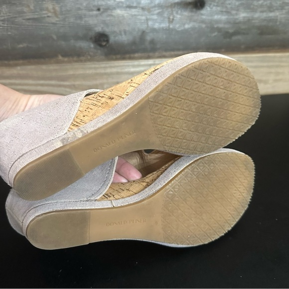 Donald Pliner Cork Footbed Wedge Slip On Sandals 9 Tan Metallic Leather Designer - Picture 10 of 10